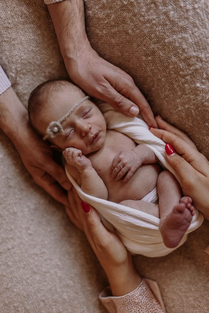 M073 copy https://mlucynlioumu.i.optimole.com/w:720/h:1080/q:mauto/f:best/https://ellavioletphotography.com/wp-content/uploads/2025/02/M073-copy-scaled.jpg